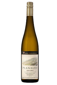 Casa Ferreirinha Planalto Branco Res|Liquor Cave